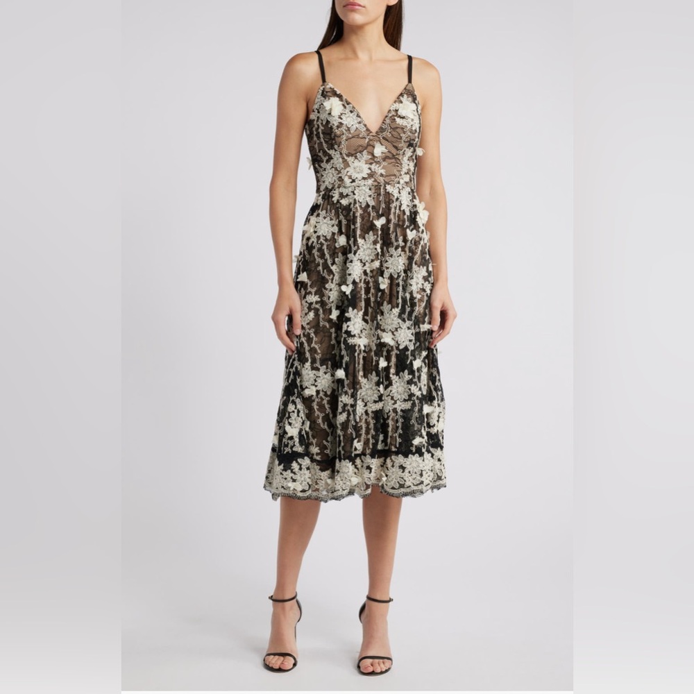 Dress the Population Tahani Embroidered Lace Cocktail Midi Dress- Size Small